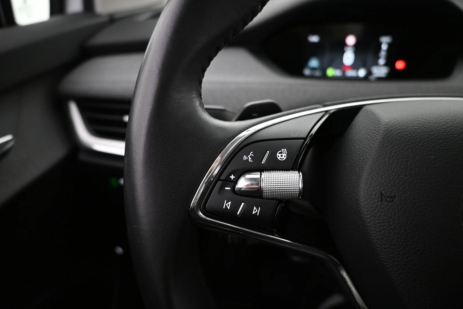 Car Image - 1zsMQ7wTINvl4SxezNTXxV