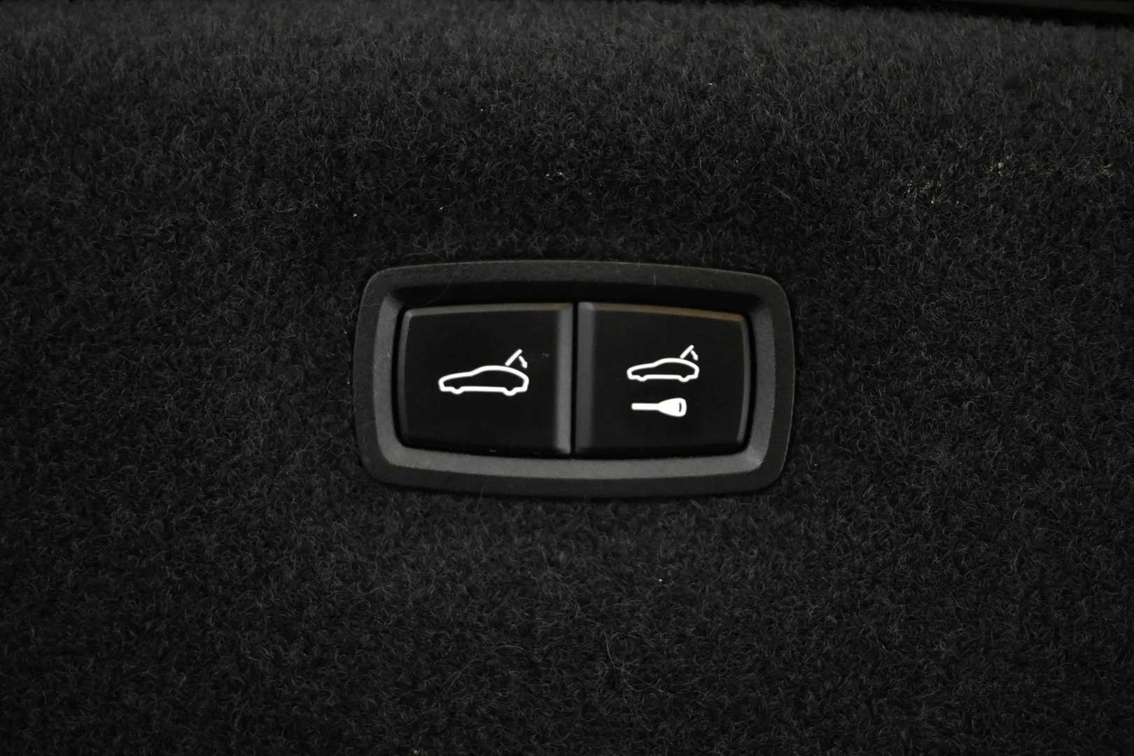 Car Image - 7btMBjPlvkDXS2skWg8tVs