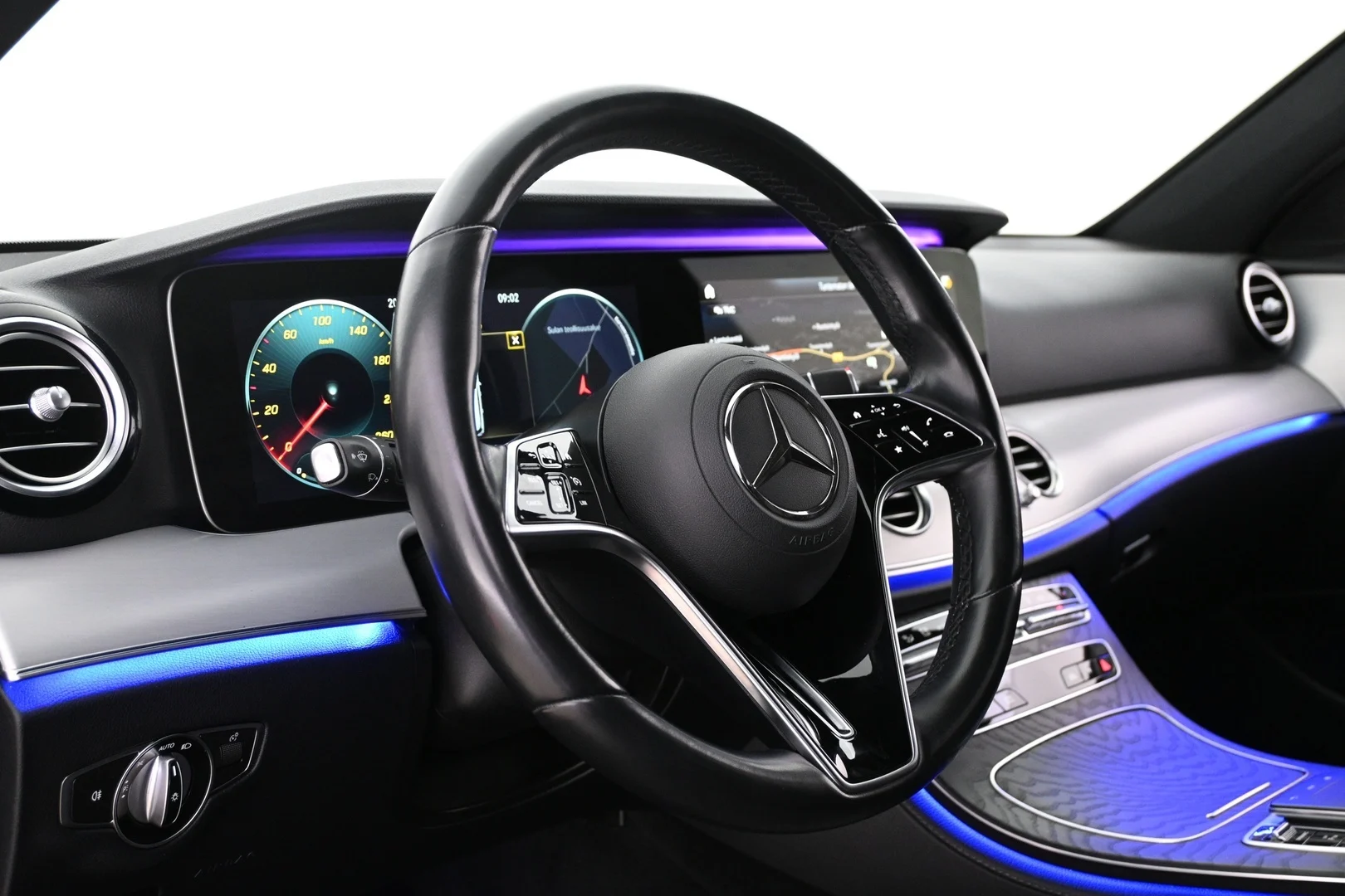Car Image - 61ihf2mwIB5K1kNSJaEJxU