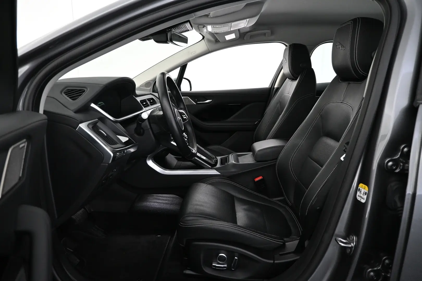 Car Image - 4z8Y2QjsbWZuc8cAdZo3tn