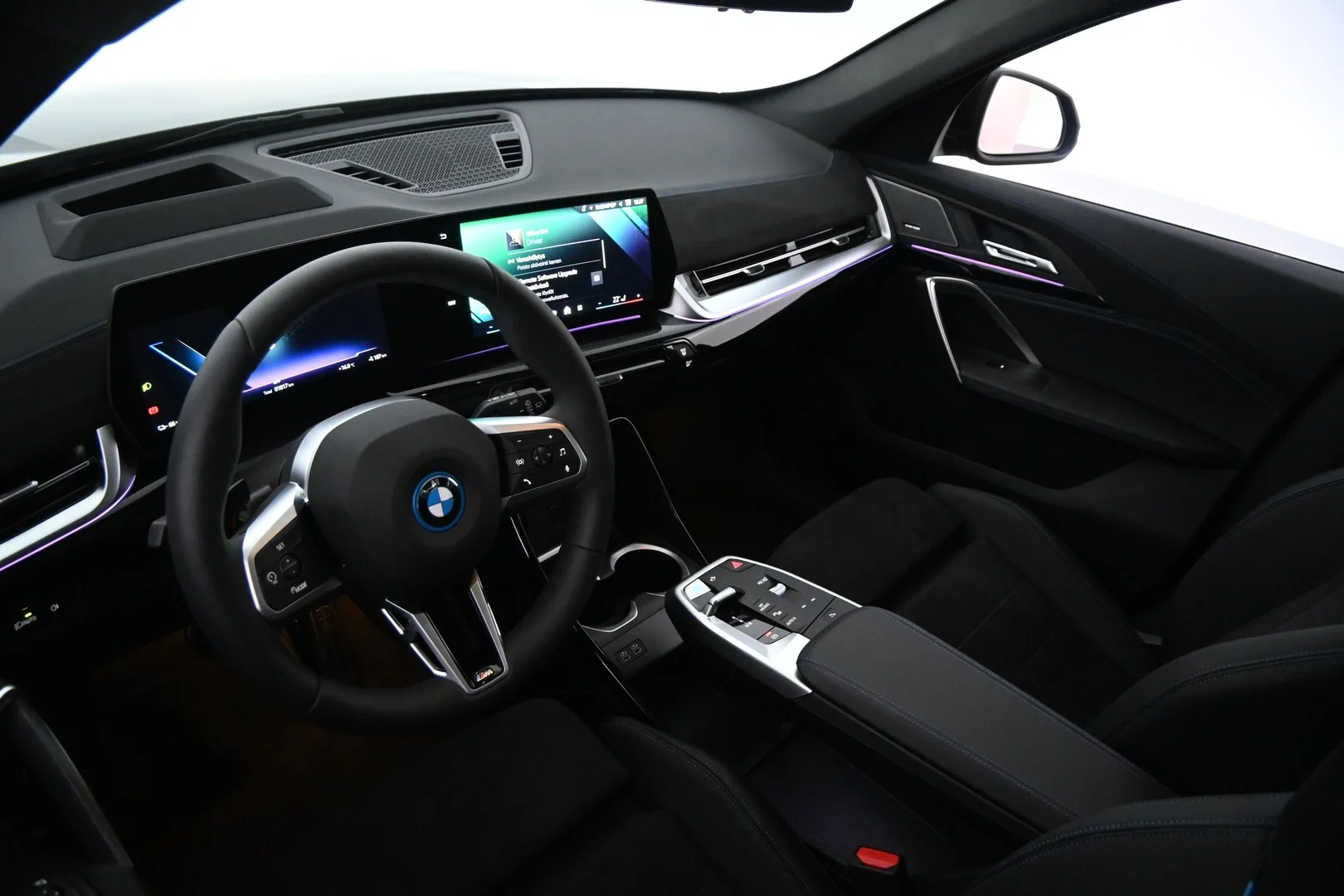 Car Image - 5vb3LWOwoHeMgRoJ5xcKcq