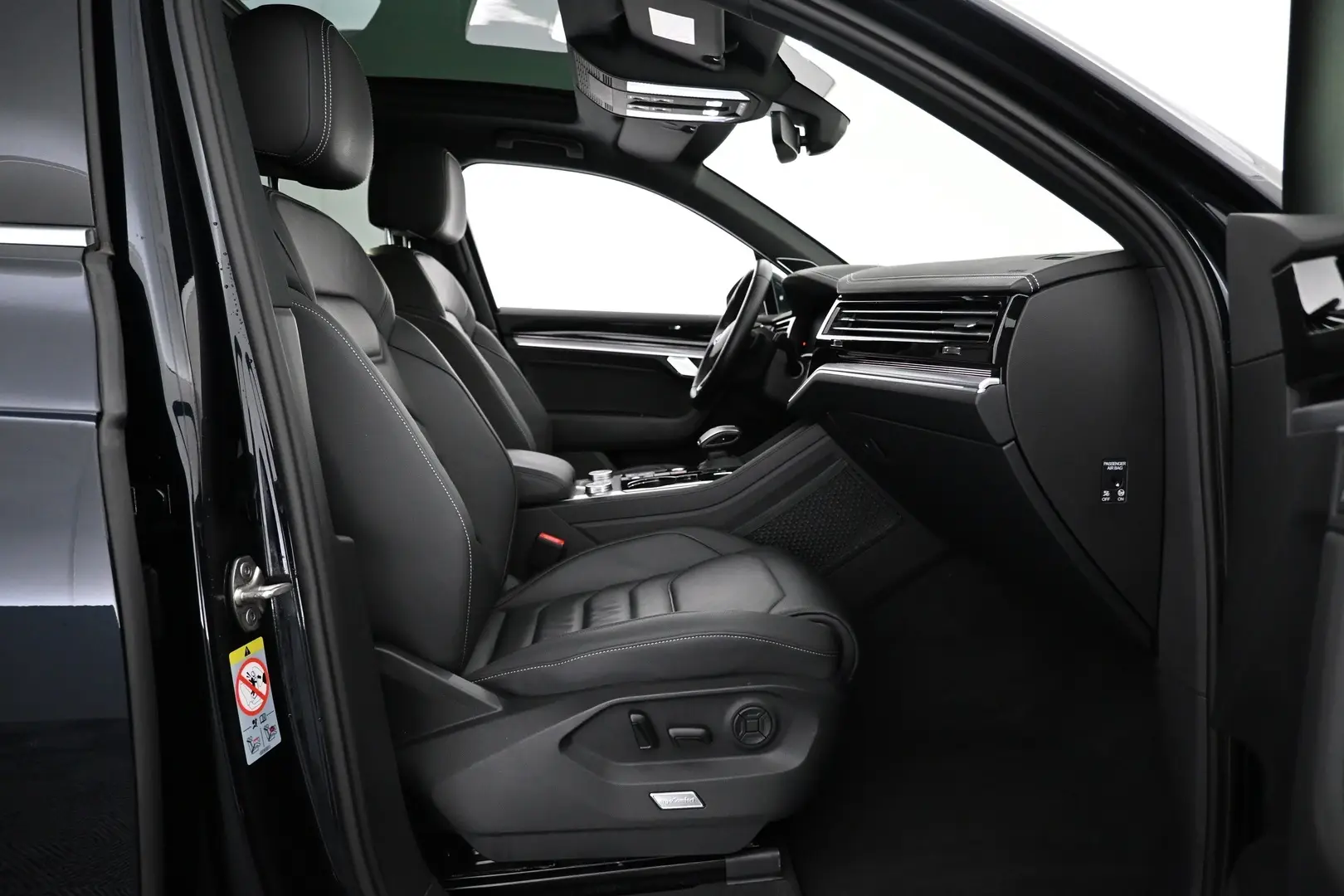 Car Image - xIbrs6Aqvi6sP9Q4q5UVr