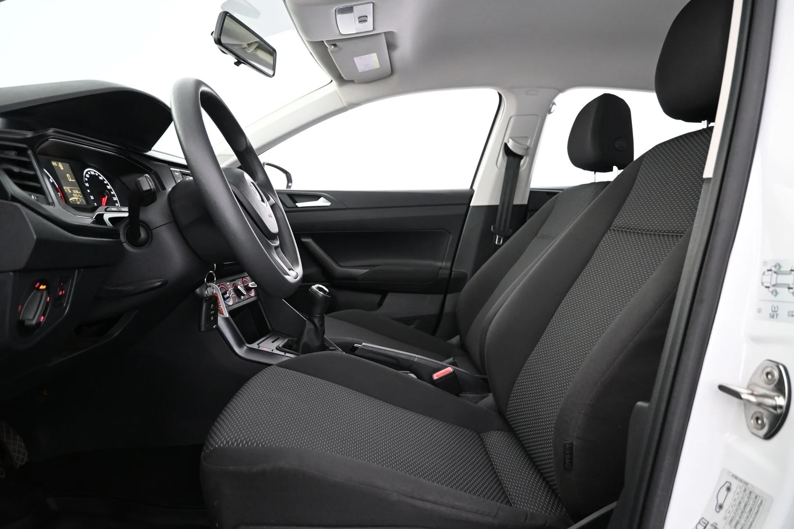 Car Image - 7CXqI7rYdxXiIqXUoAG8wZ