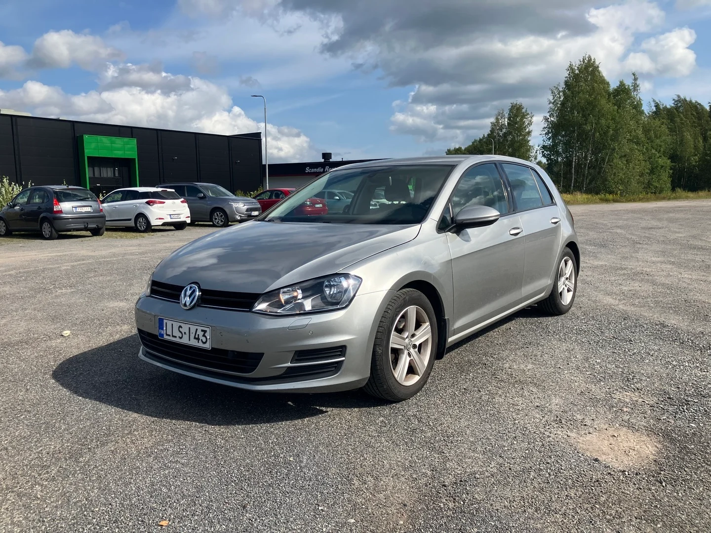 Car Image - 28NlMzOSWs0bDava2oebpK