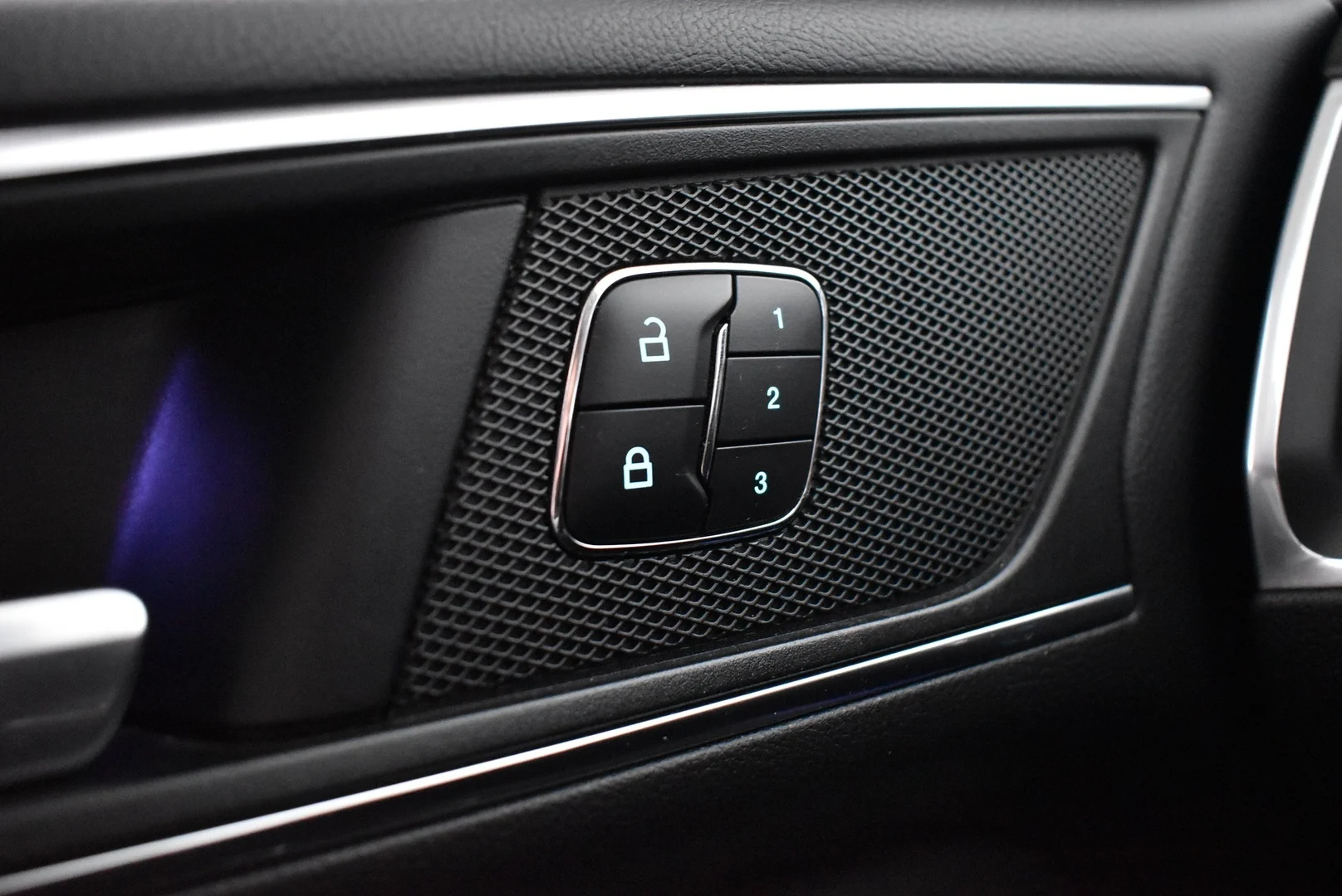 Car Image - 4A3t87a7U6wtYKc8CWmbJm