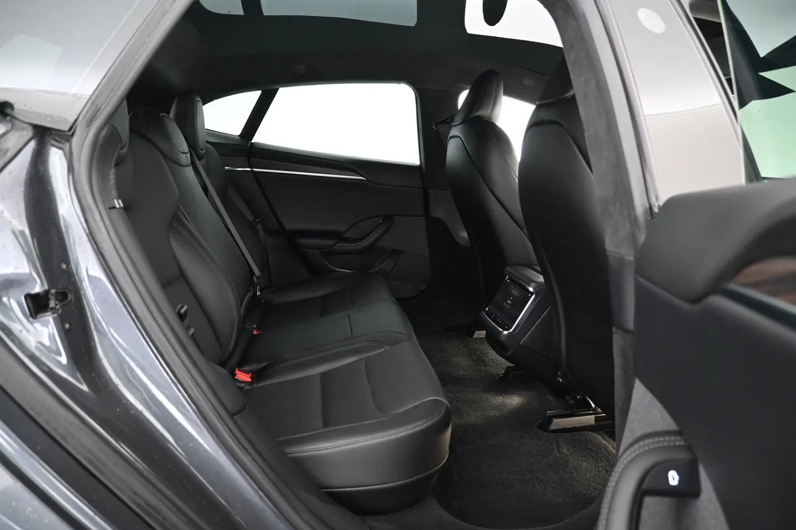 Car Image - 7mnQtmLQtP6ZxjnHVLDZ2Z