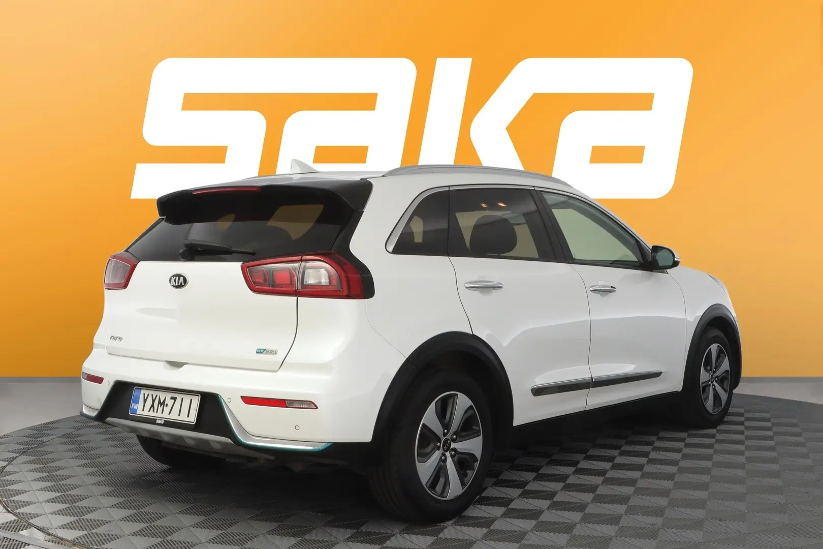 Car Image - 6j9RTFJLX1DNsgNUEtrq4K