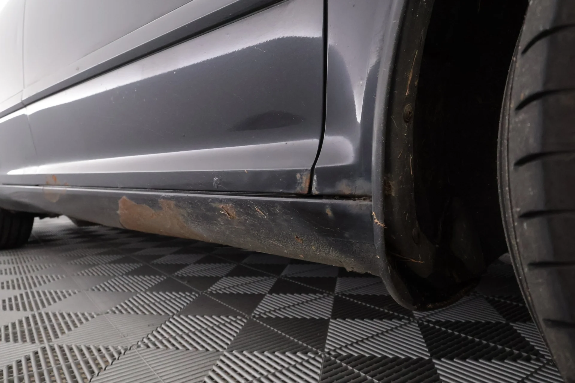 Car Image - 2NbI2NYfHAe1HN5tp48cvP