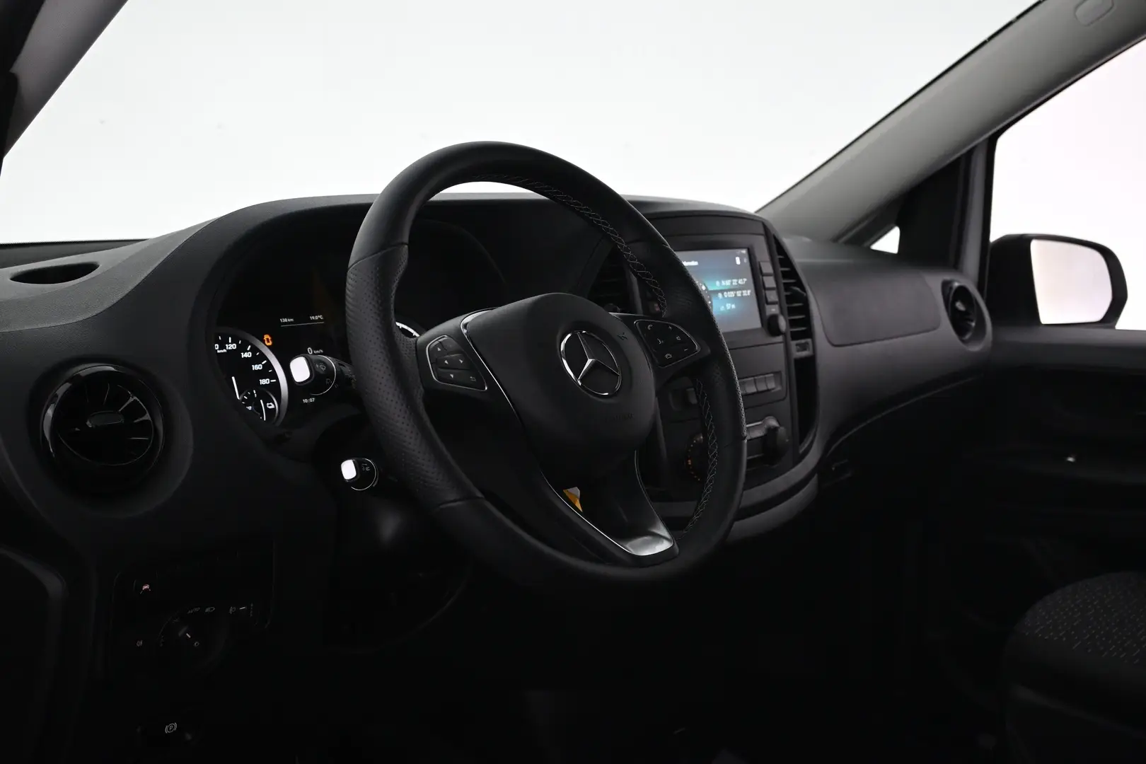 Car Image - 43i0VnkIXdHaSrc7SyA2Jv