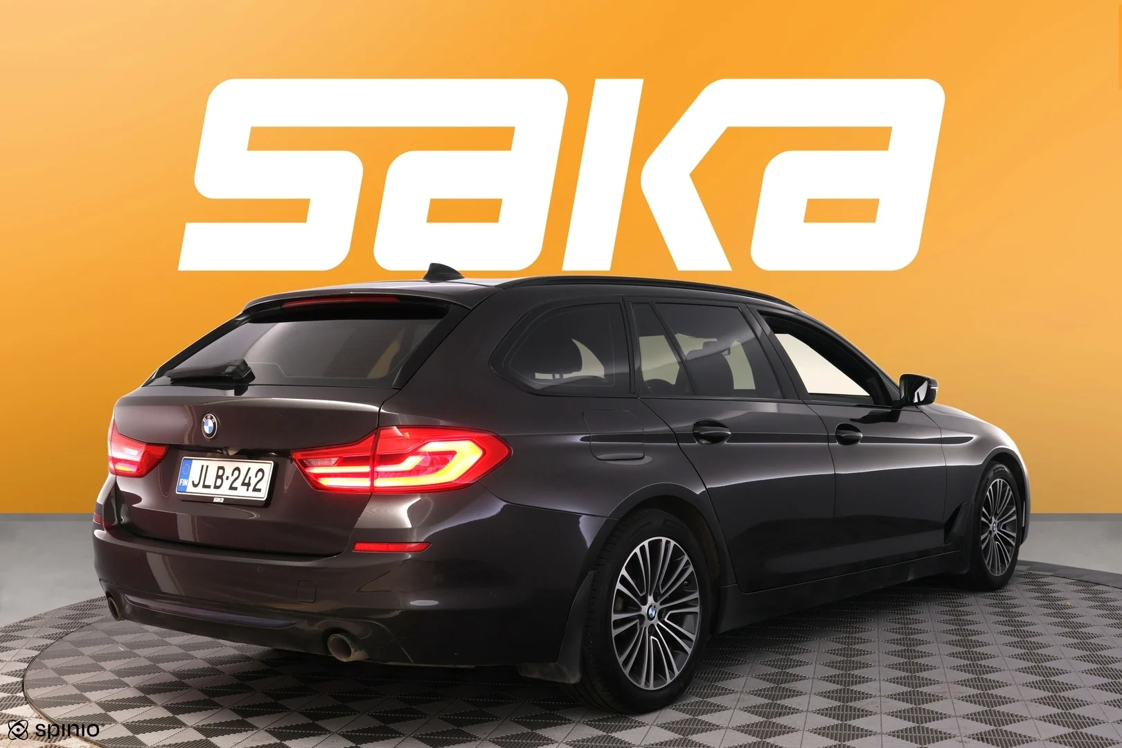 Car Image - 1mA9BMBqMxsvhjS8w4uyXg