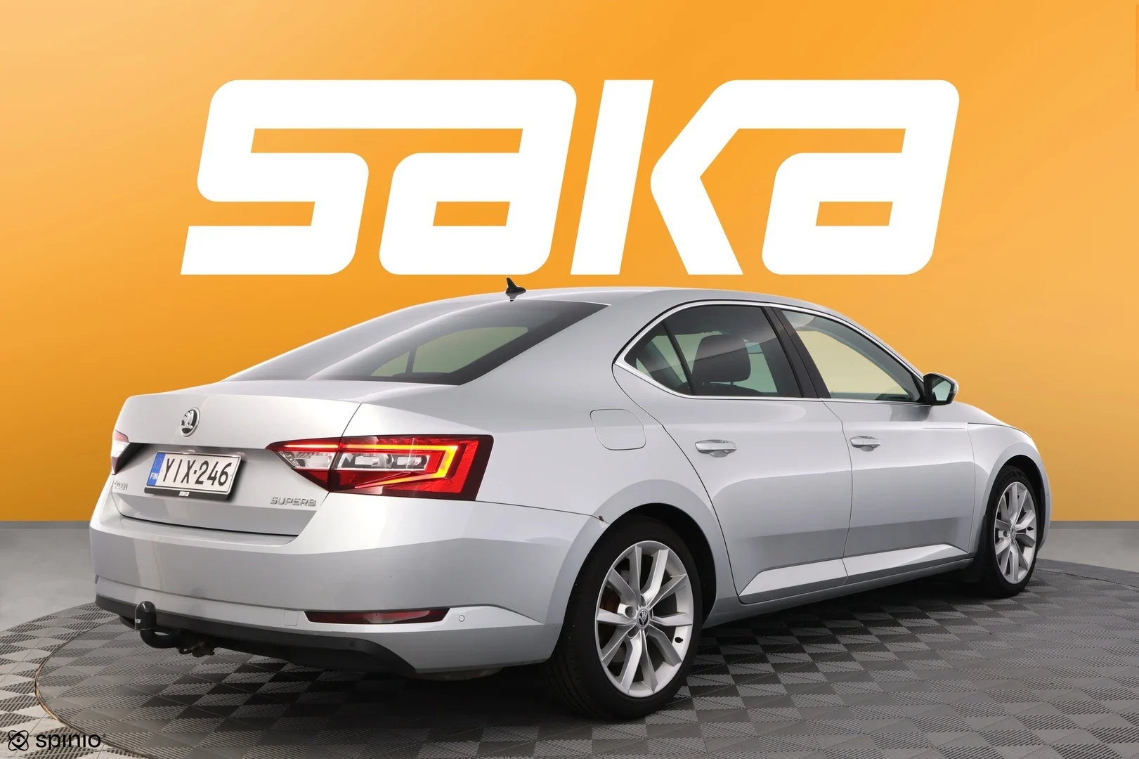 Car Image - gL70p8O1LgRdxLnnQ3AeD