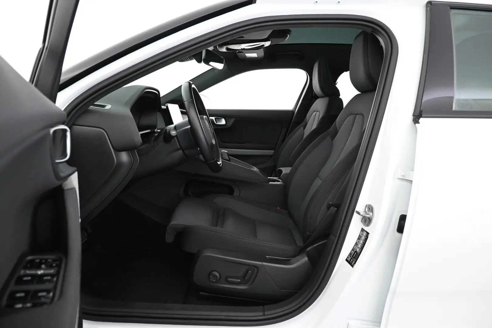 Car Image - 7L7oyKC0c70sXvT4ff7W2p