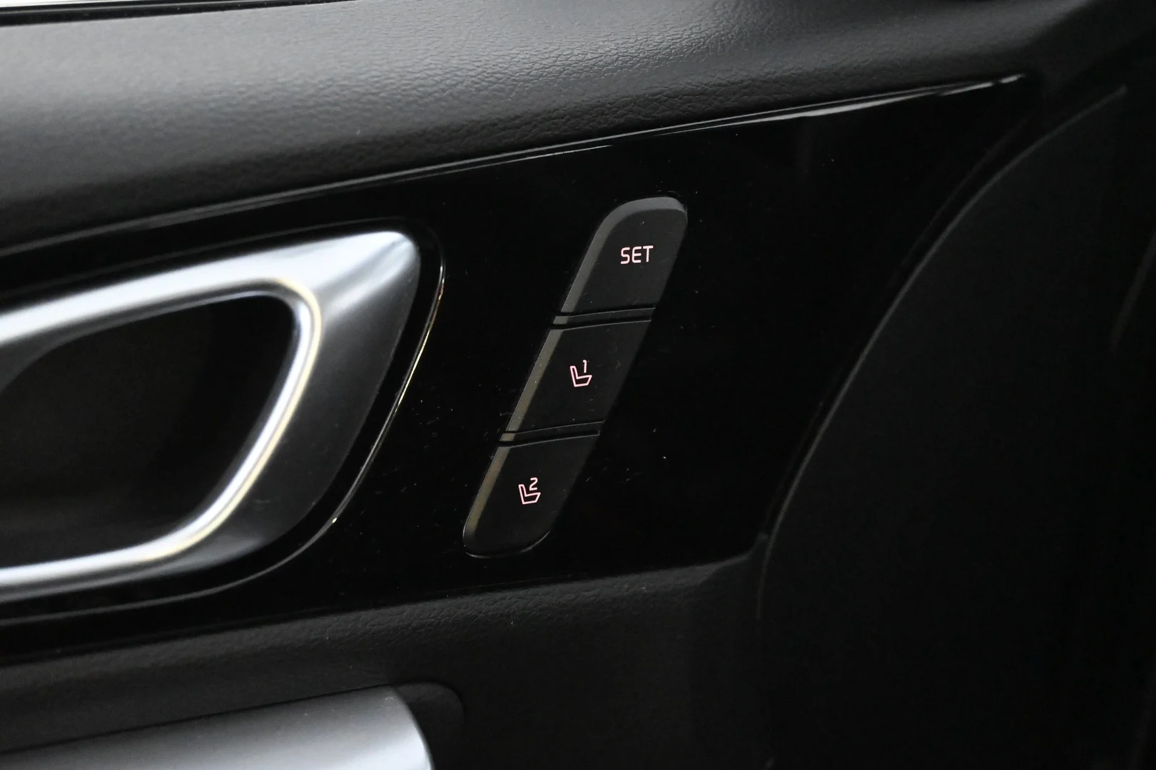 Car Image - 7t1VBaASfl54SzHZYTjgOq