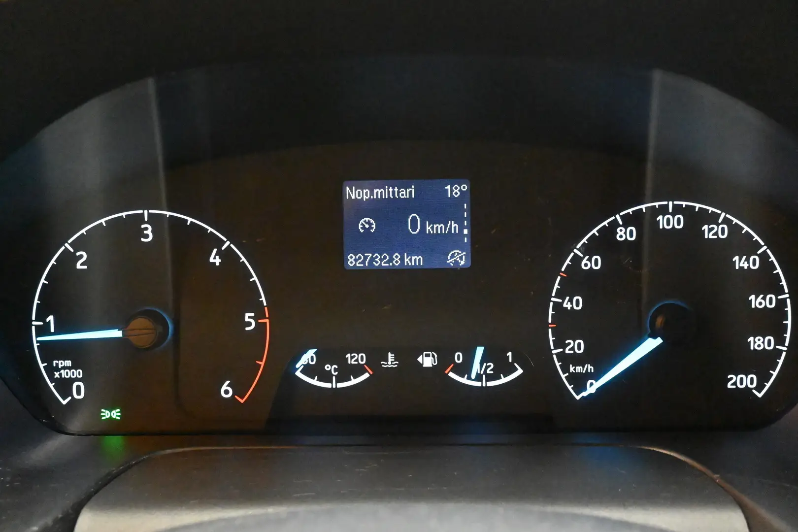 Car Image - kef4Lc9YhY2EetXVHjsLK