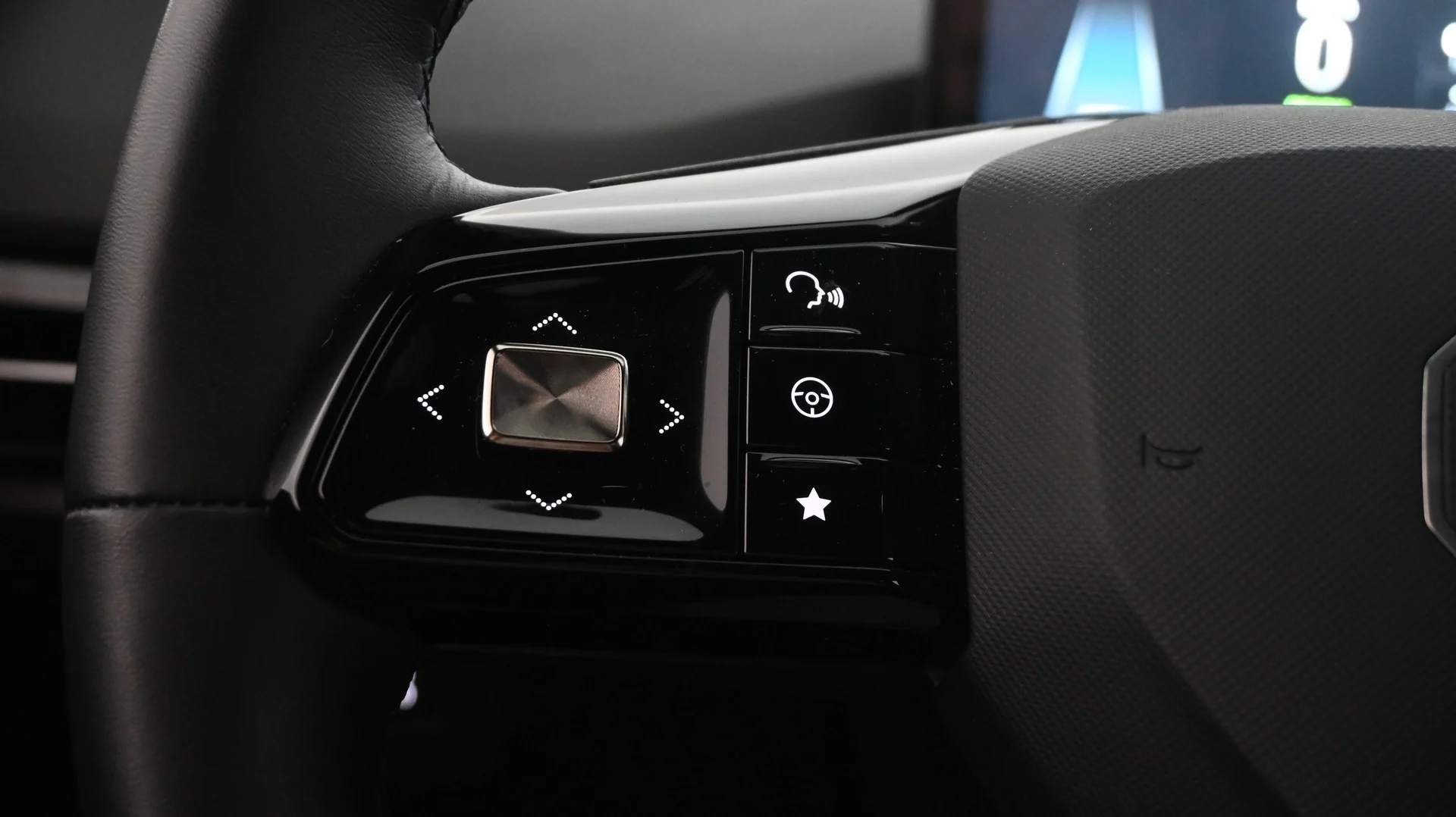 Car Image - r35fwUtKaSdo9e8a7ZDOp