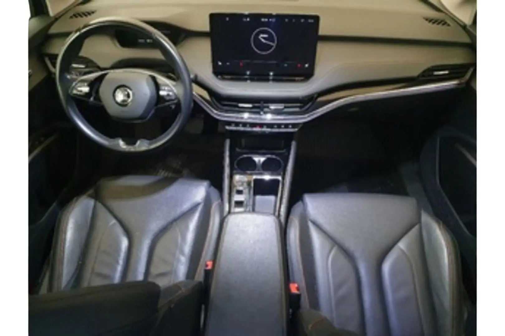 Car Image - mVZmOWxt2wRH9USVKfZW9