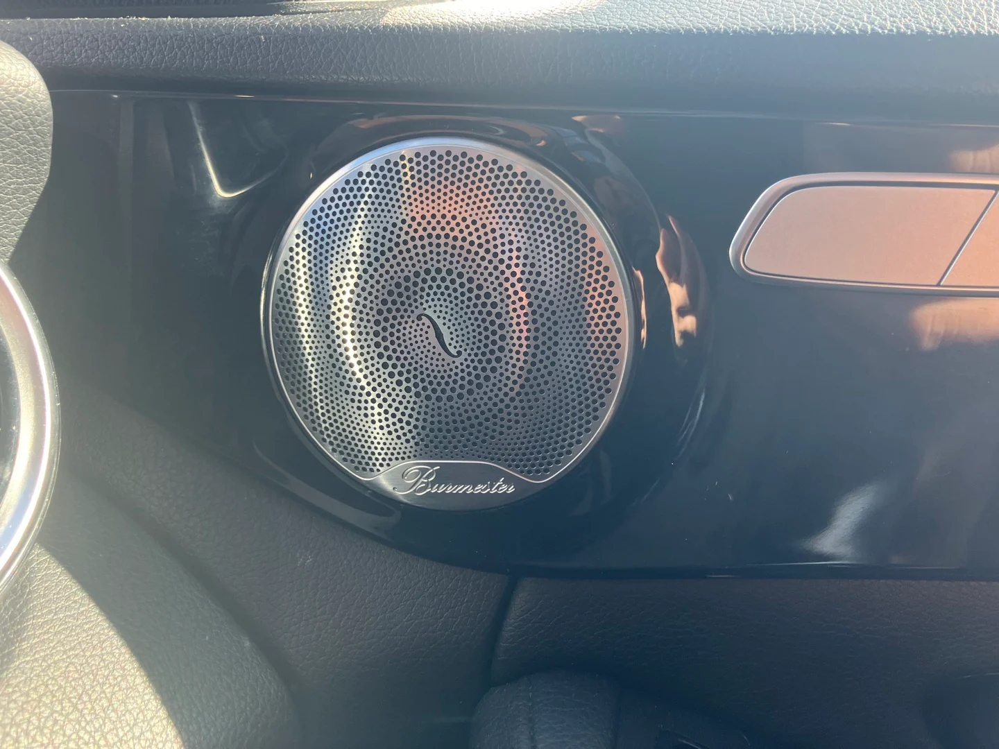 Car Image - 3MGMH1DyAgDNGxxBmqlevy