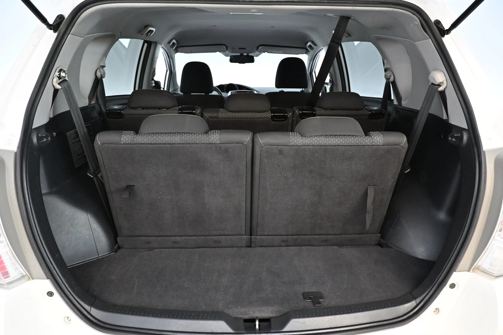 Car Image - 78r5gDNrdboXuTxrpXRFSs
