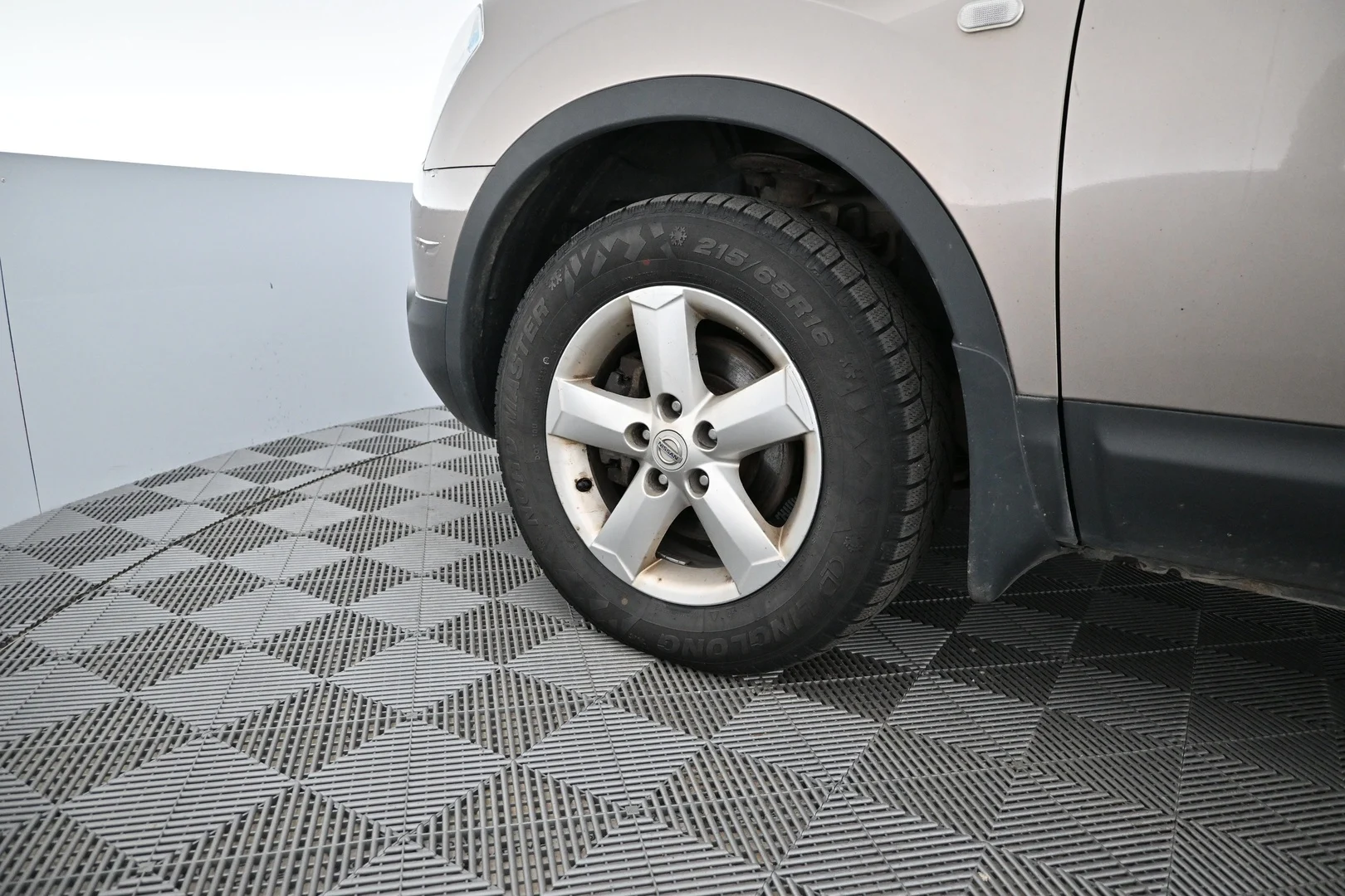 Car Image - 44piLk9lyZX4SzCzP1RPbk