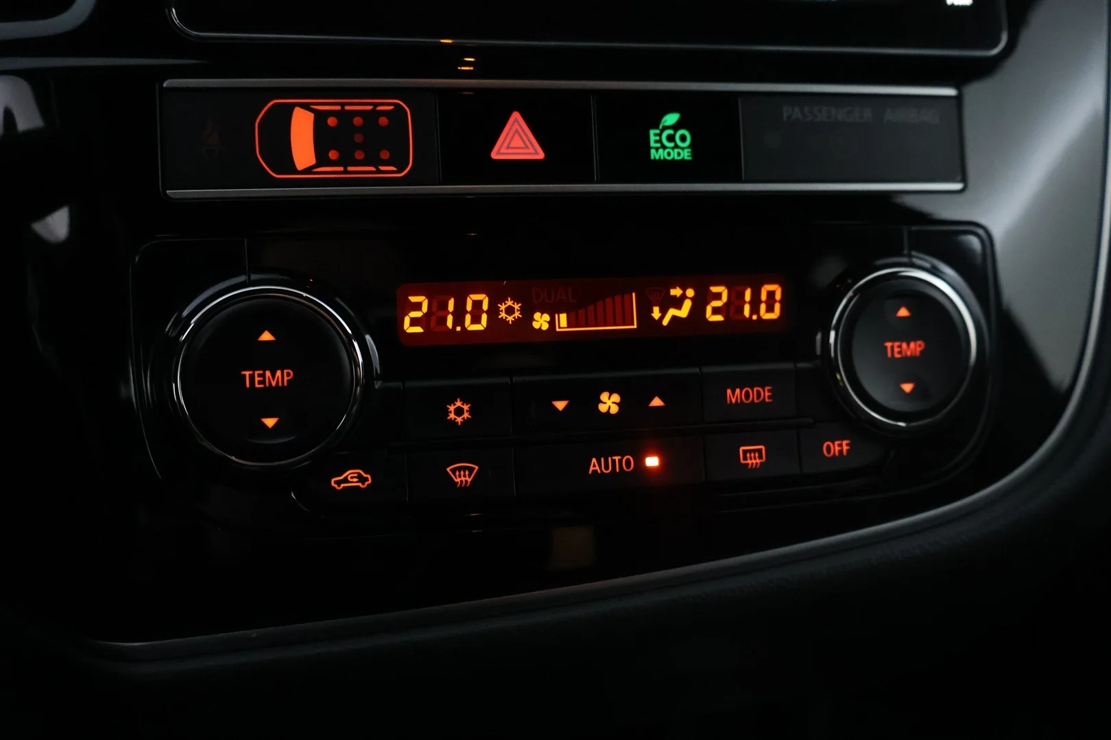 Car Image - 35cWJZsS9RcdG20NVrI1G7