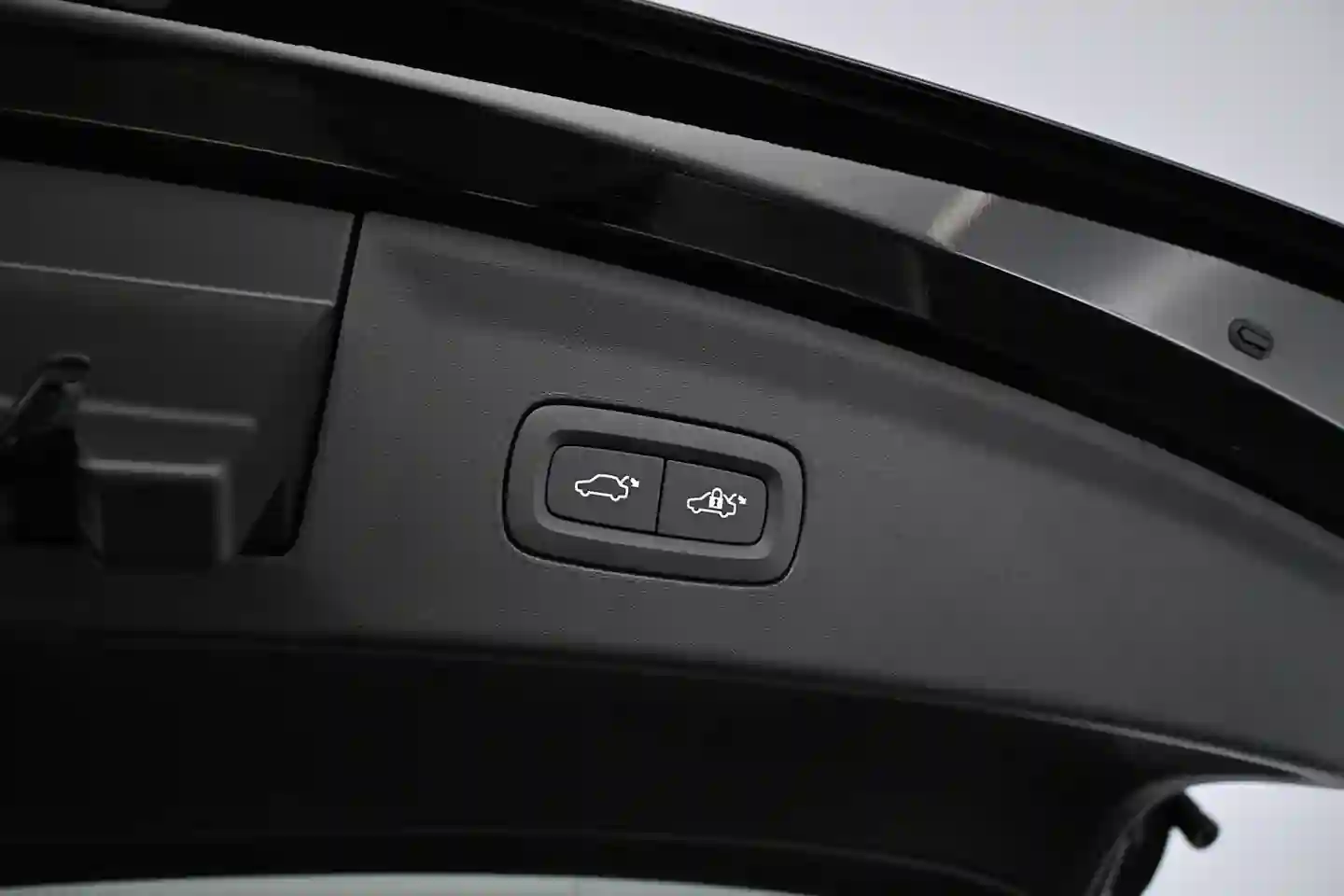 Car Image - 1hvyp3JifpcKvsaB6VVDua