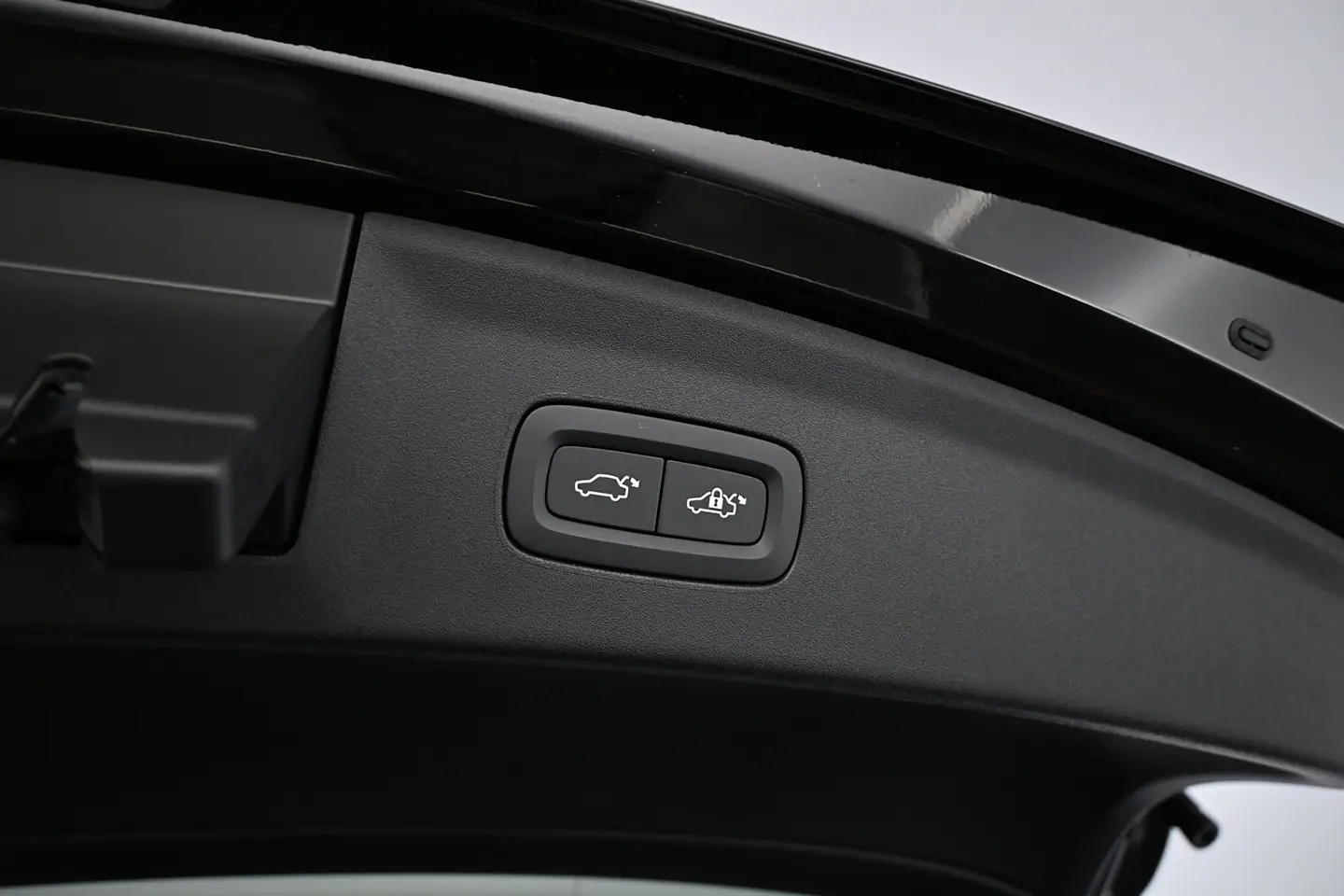 Car Image - 1hvyp3JifpcKvsaB6VVDua