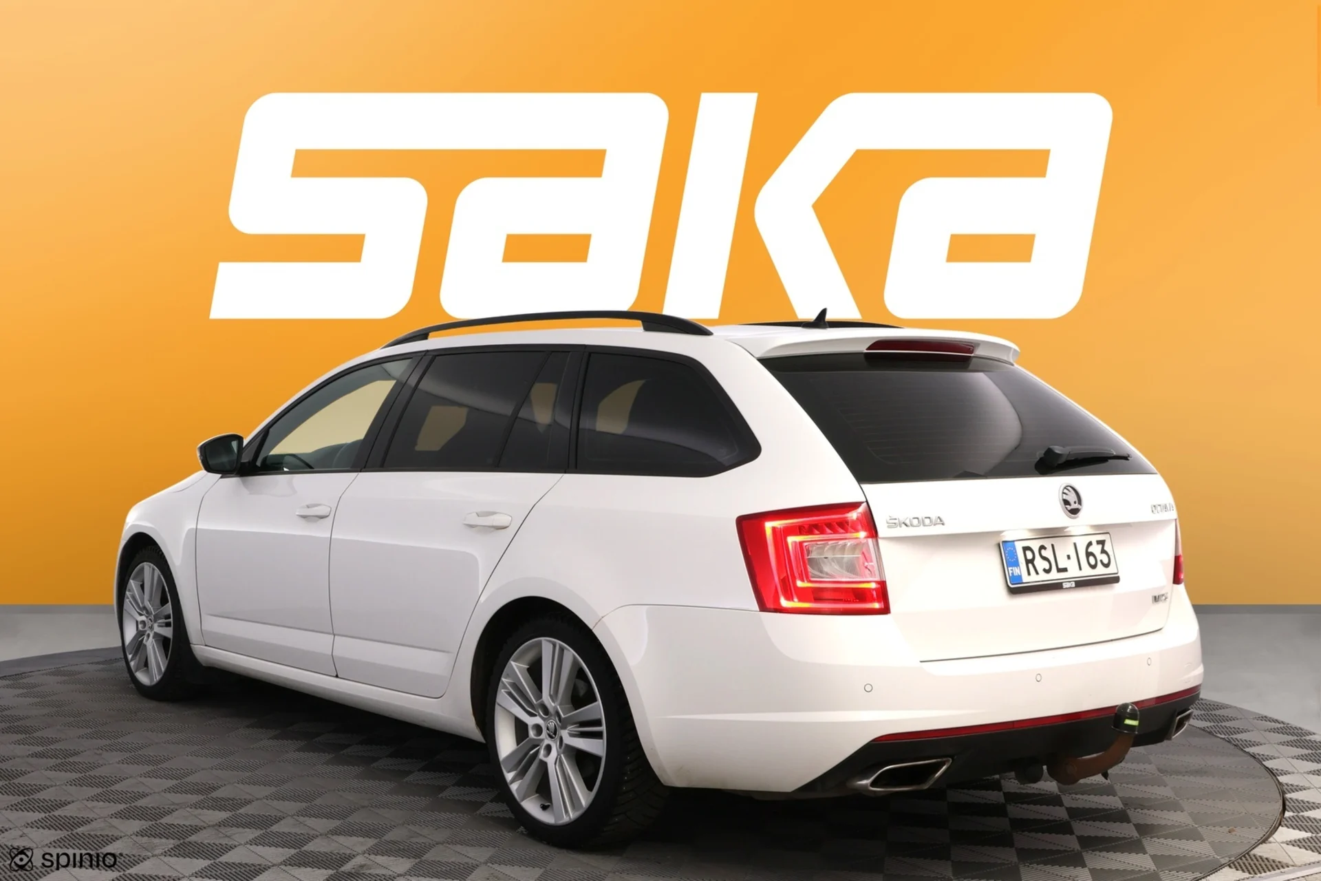 Car Image - 5iLkLB9NDhx3o2EfdumDFg