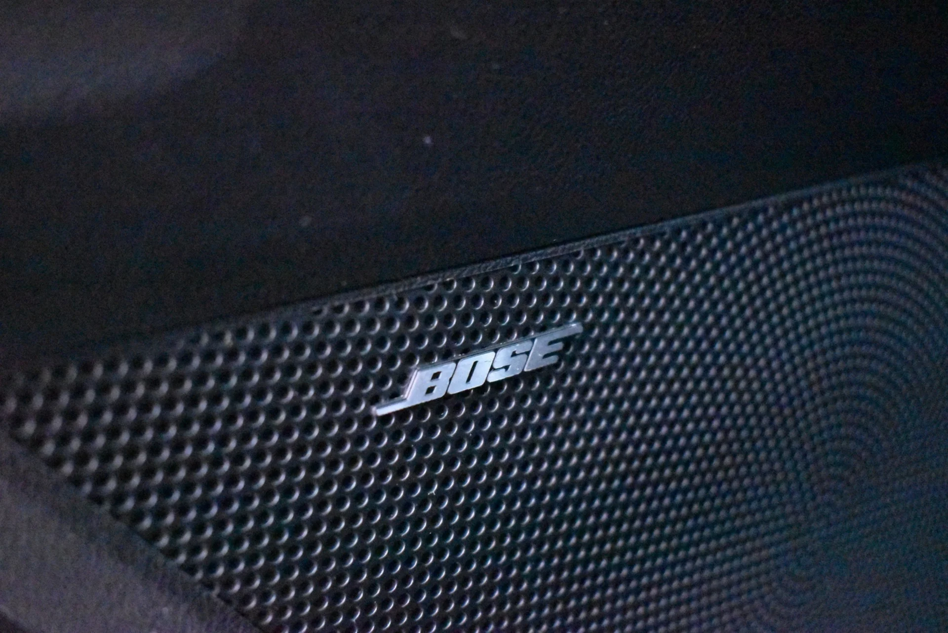 Car Image - 1S0ZKgwlBzxYTPlaF0oVGD