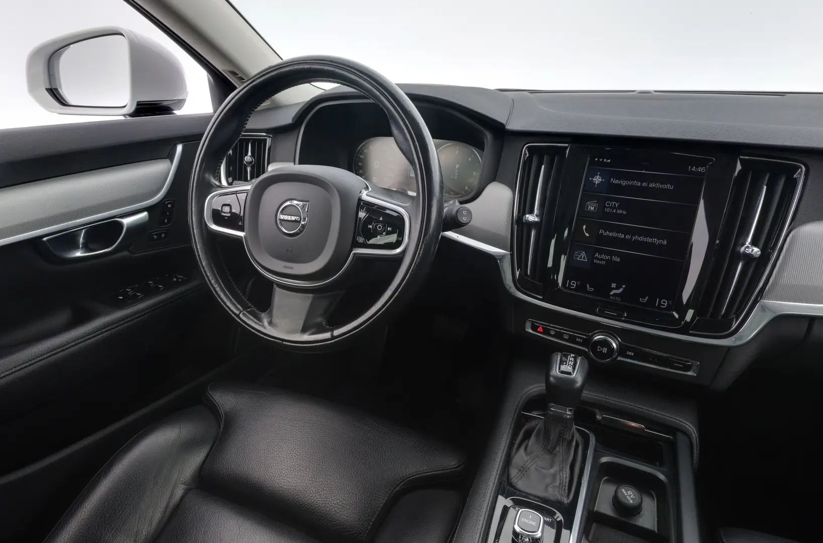 Car Image - 0JA1pmoMp7n2F8bnrVI3S
