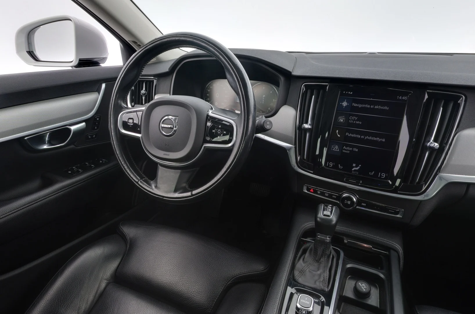 Car Image - 0JA1pmoMp7n2F8bnrVI3S