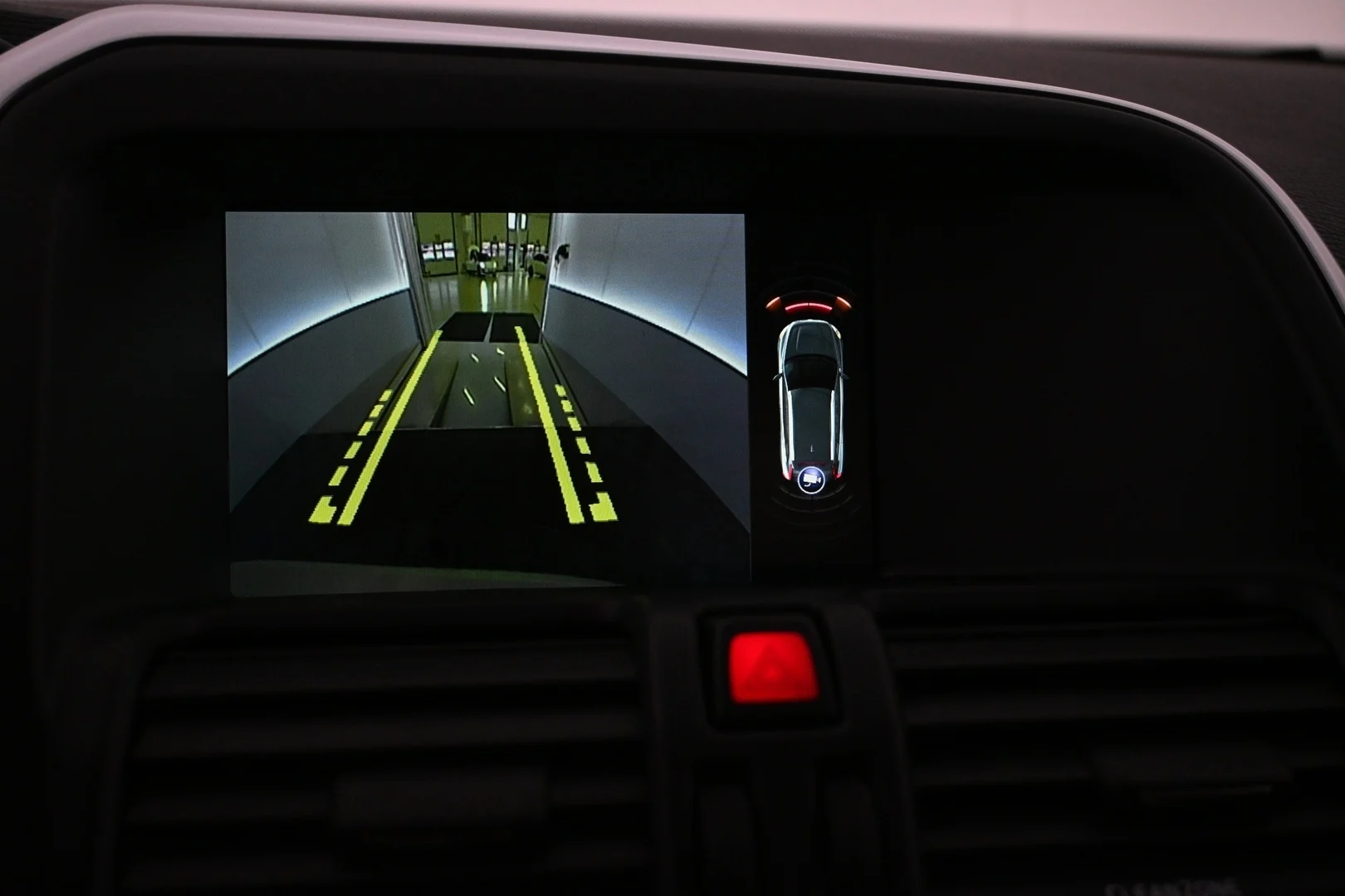 Car Image - 3CAUhooY5KnxC02QhsbC51