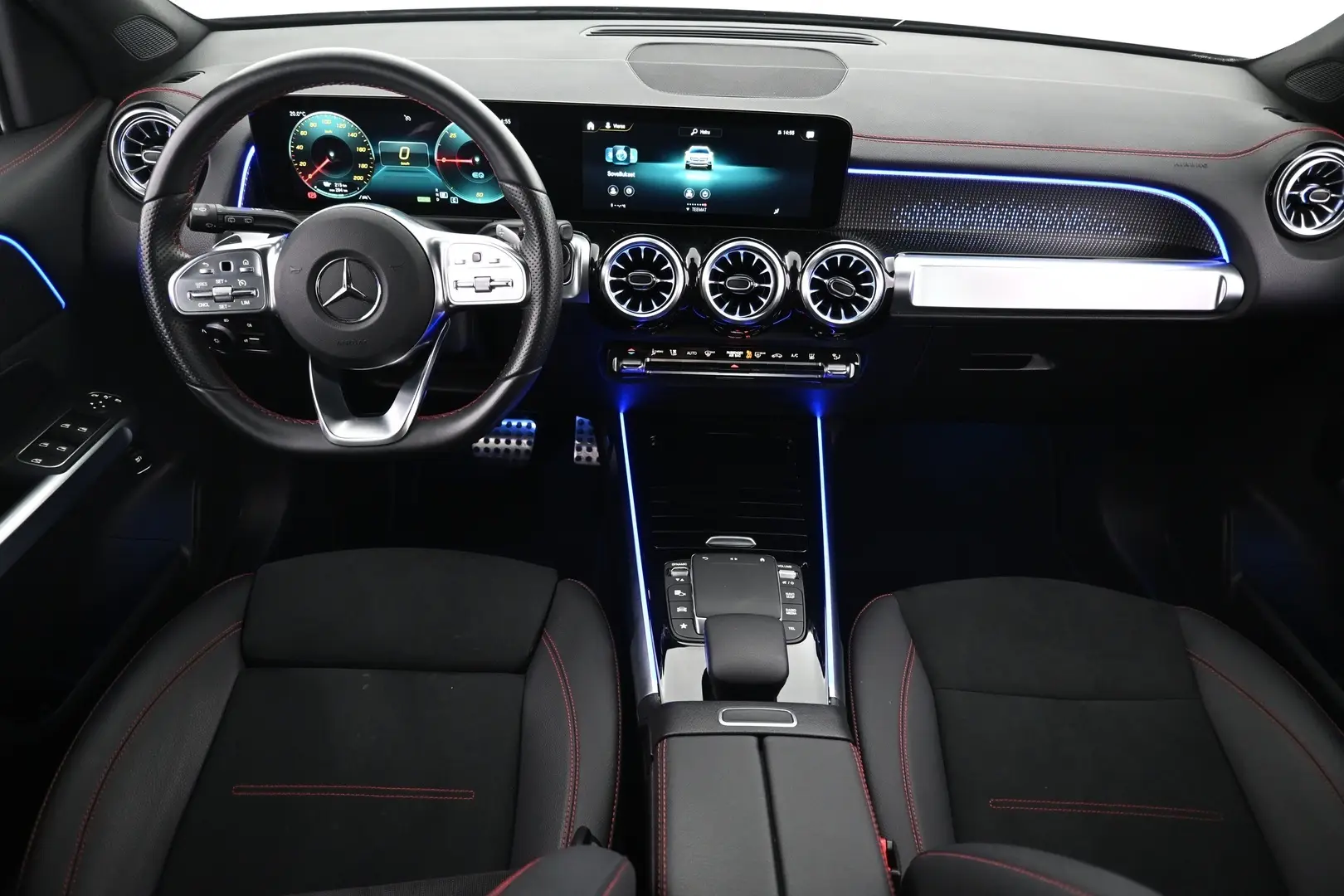 Car Image - U9rpuj19q9I7Sg2b8jYaH