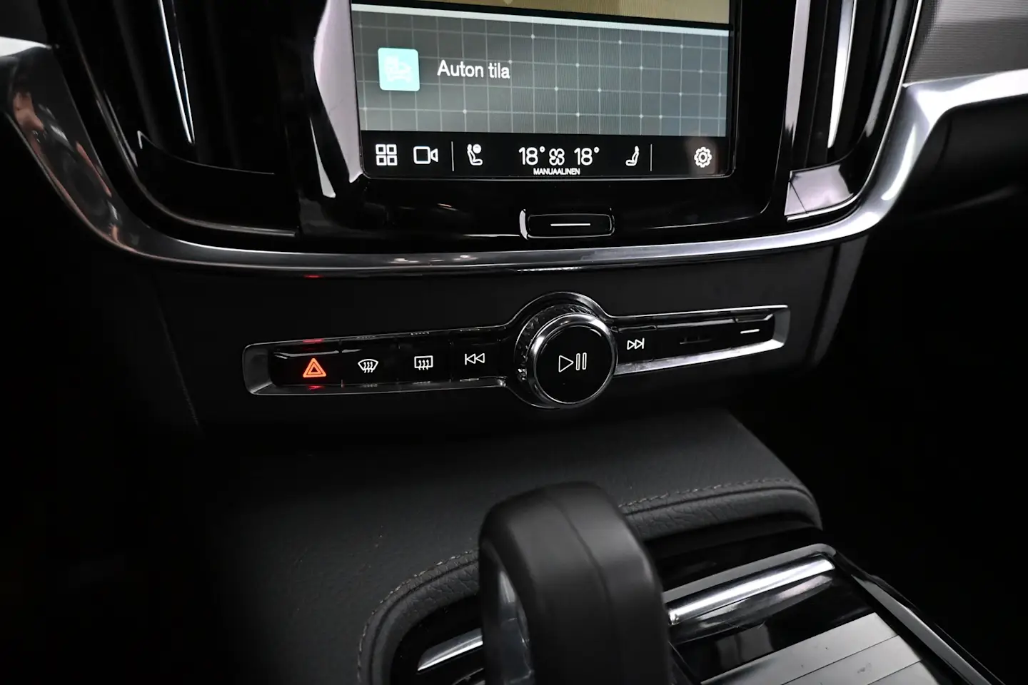 Car Image - 6h2uNl1dnlbmVsKoCxxzjB