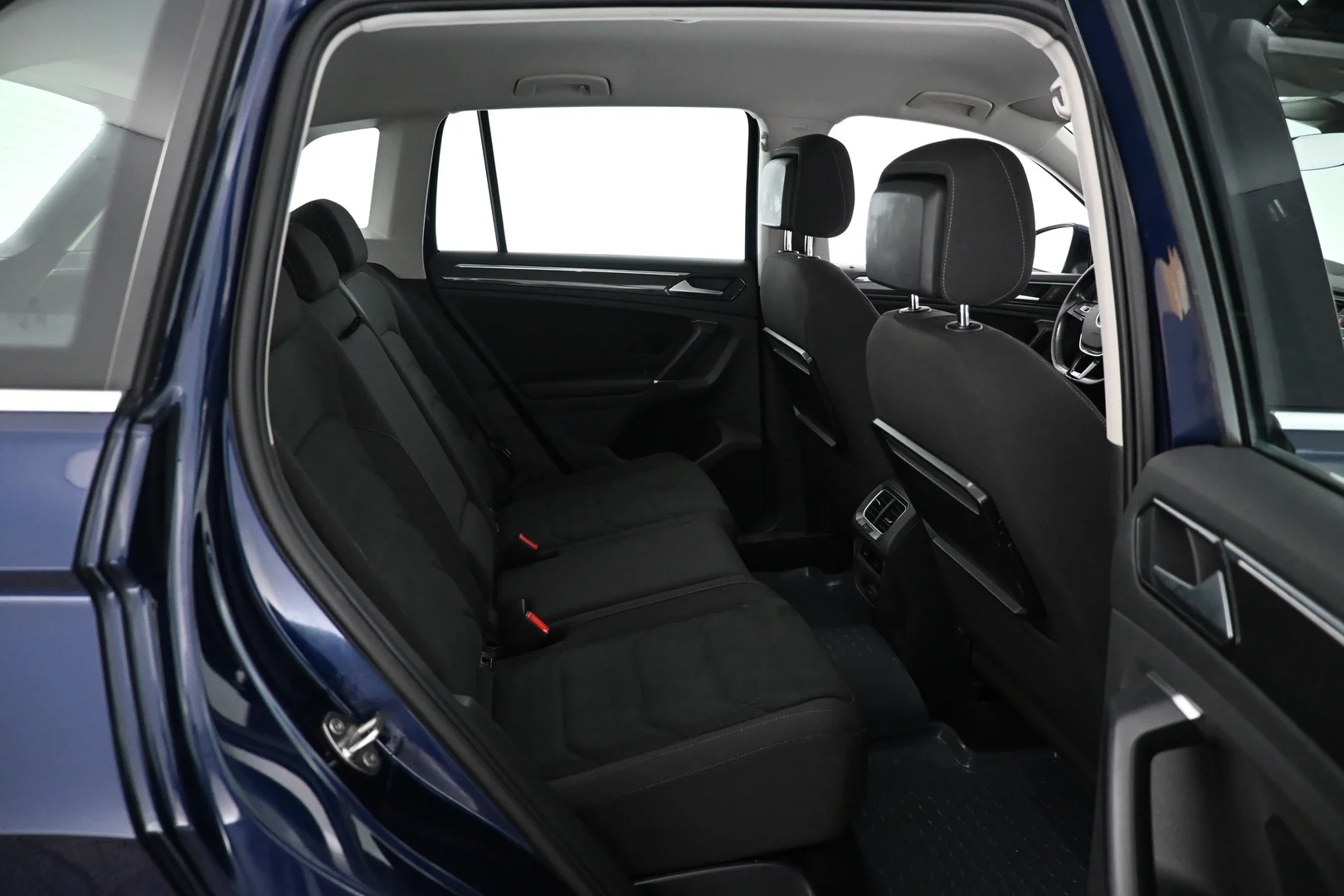 Car Image - 4QMIedHFe9Wum9YnjI5J9G