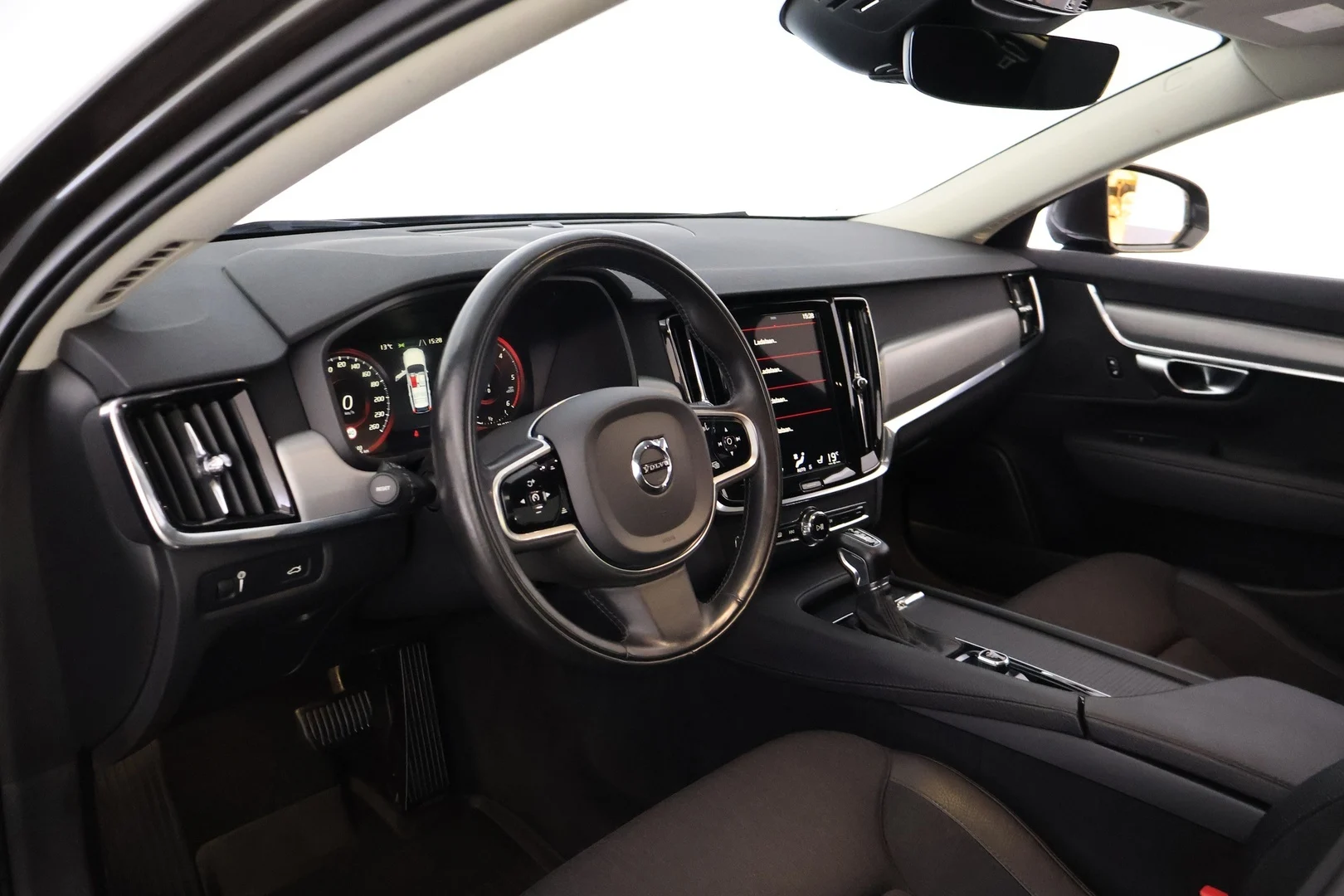 Car Image - 6JB5jHvpYUfalRTDphFWUs