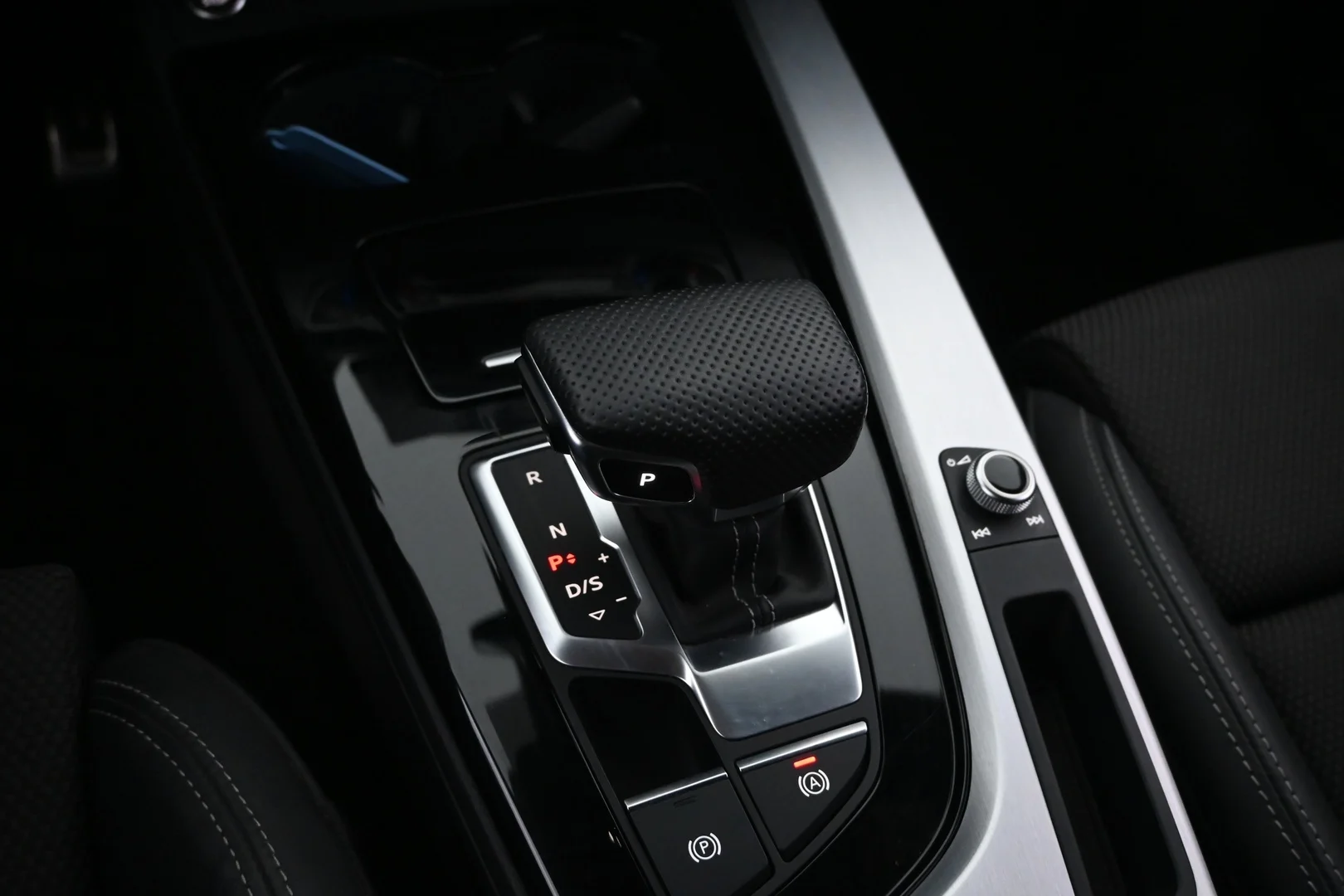 Car Image - 5ajgJ3z6v310OywHyvw4FU