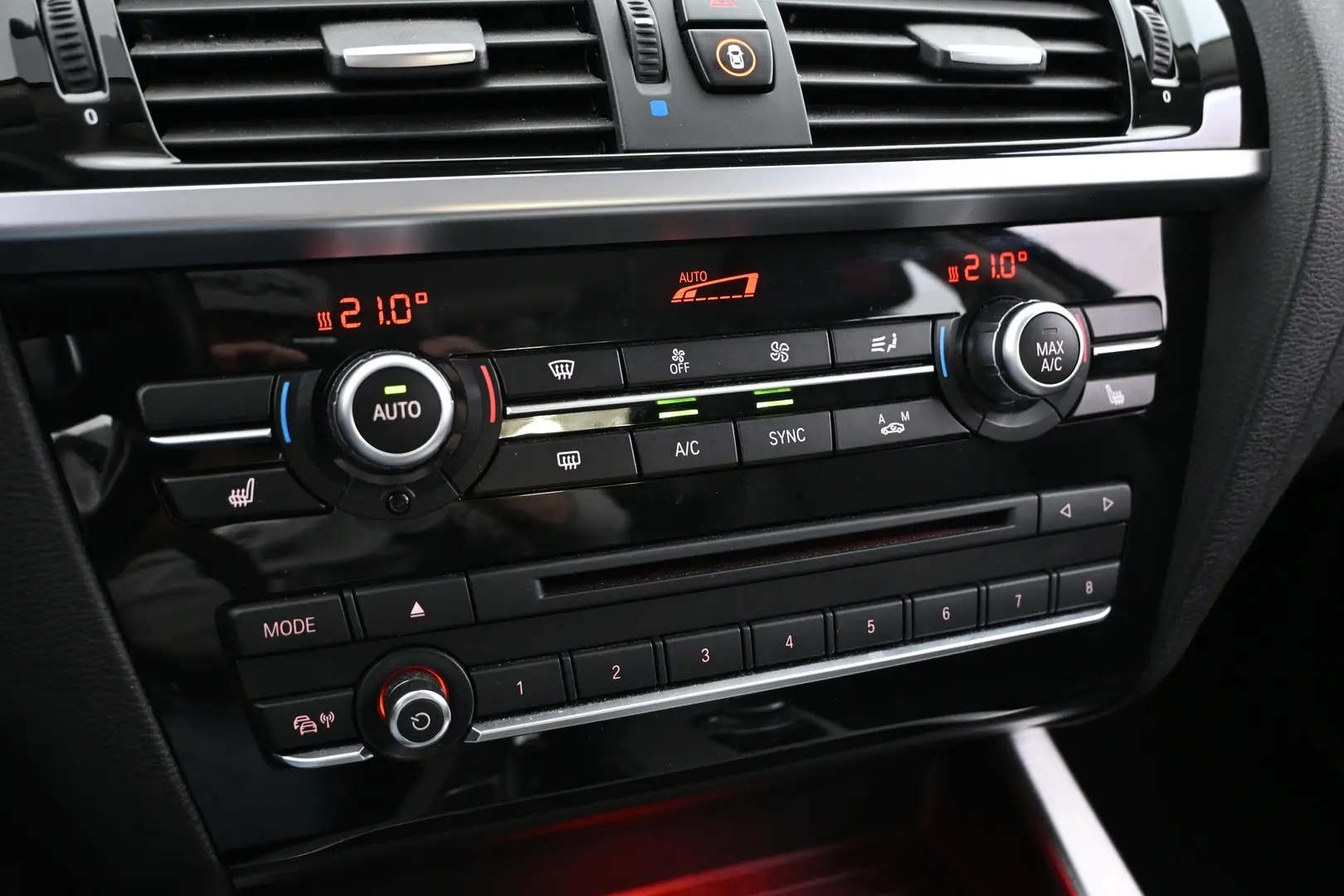 Car Image - 3ahpQxfOFdbhX95Ob9S3PH