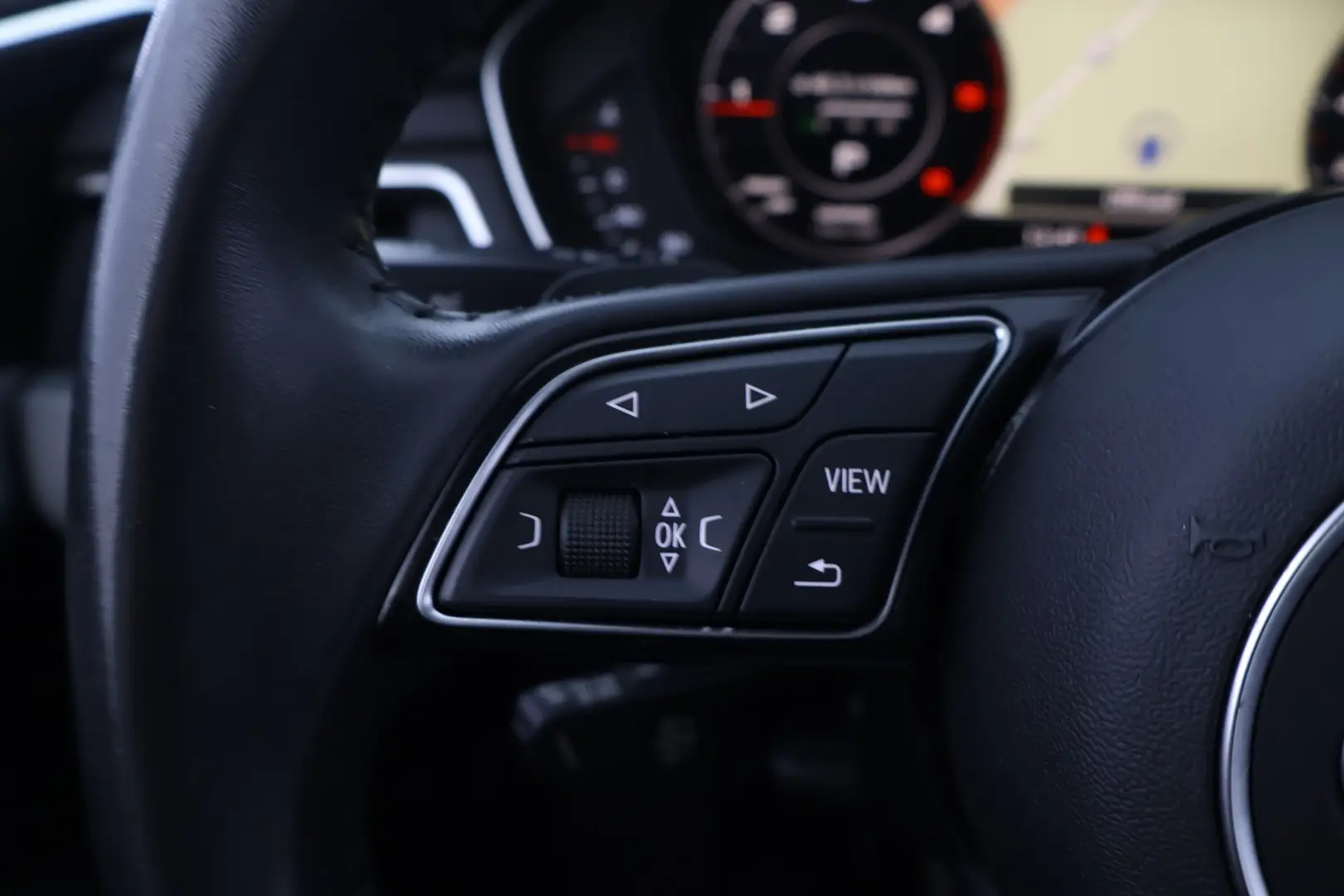 Car Image - 1QMd1DfSSz61flzd8rEsNa