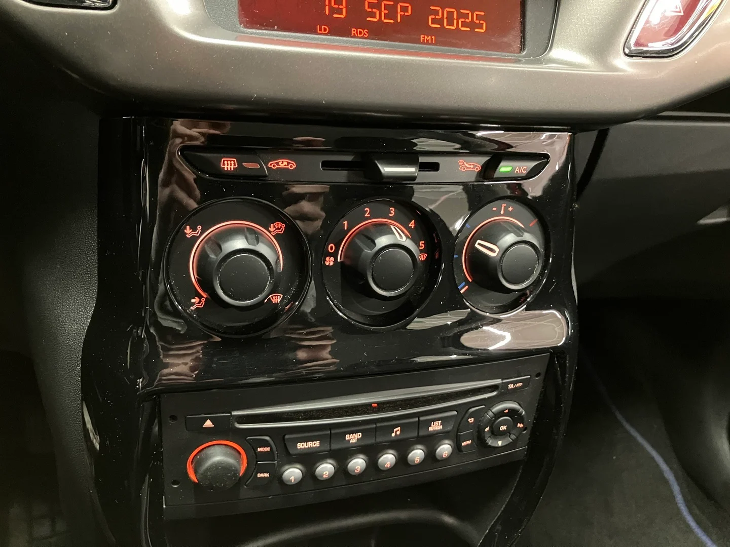 Car Image - 6f2yvnRFD6mhotBPJMfcgm