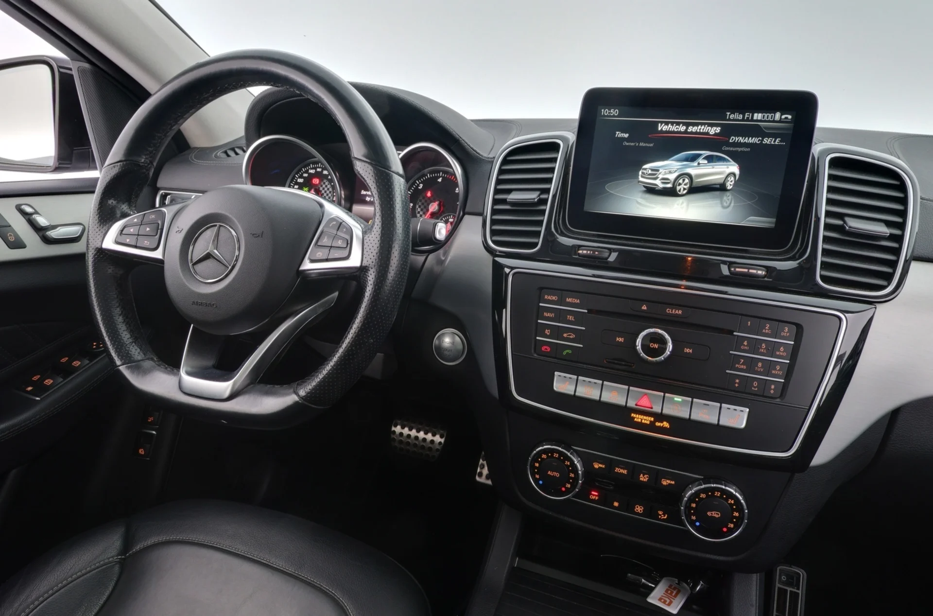 Car Image - 7J7RxJ7OjLLZJ6UFauJK1y