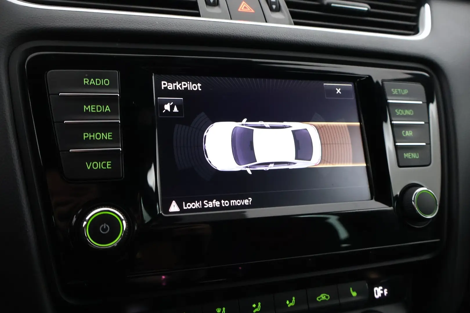Car Image - 1jdSEFGFNhj0AUrSmadBki