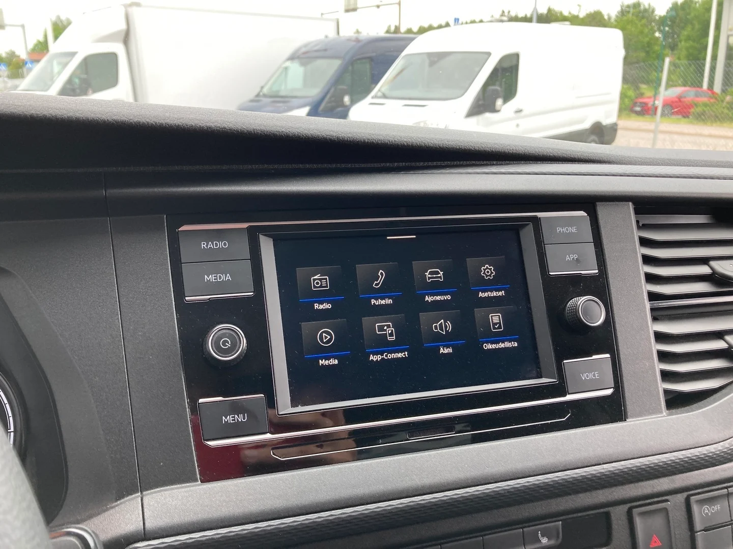 Car Image - 4hGbt8yN8qw8p2hJeqCsLy
