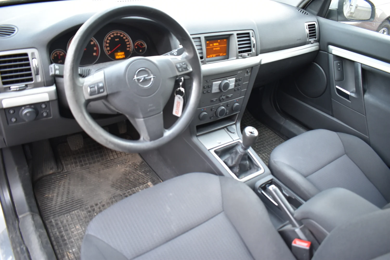 Car Image - Q9dK3XQl7aCYzATcJKQxc