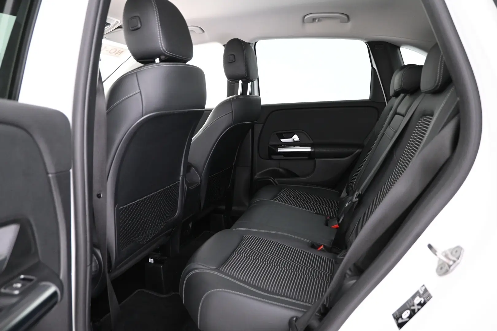 Car Image - 6mq4qFP1RsataBLCx0LzHX