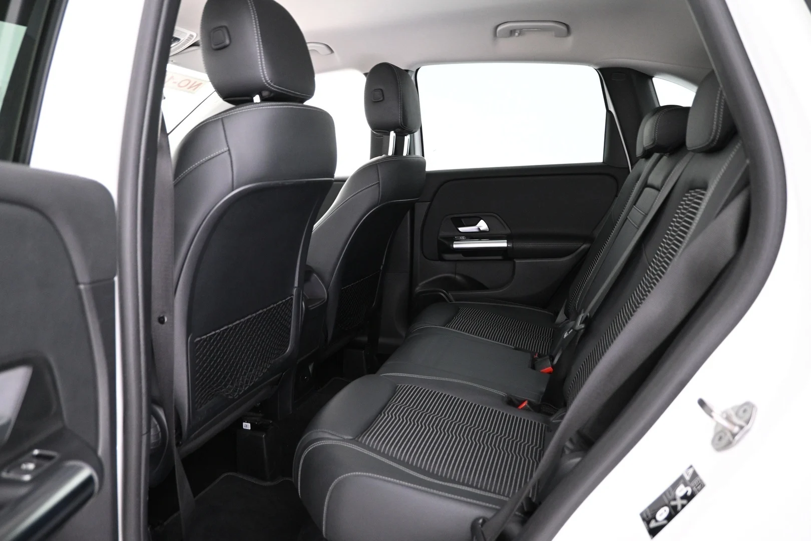 Car Image - 6mq4qFP1RsataBLCx0LzHX