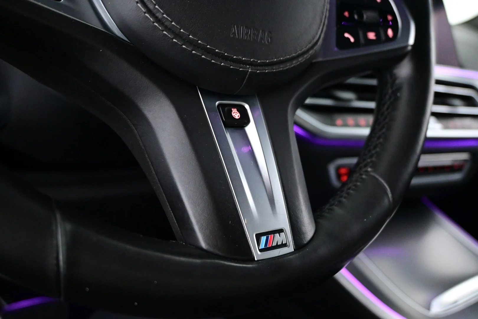 Car Image - 5RgQZTeKrLJiIDZdazO4Uz