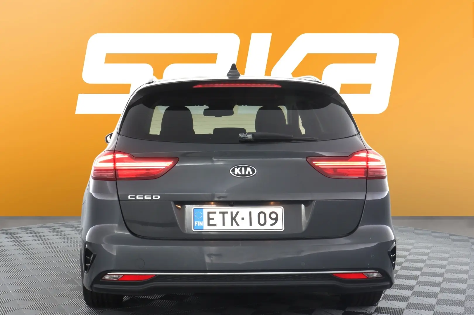 Car Image - 3KH5LOKrRfV4wihZgL7OrE