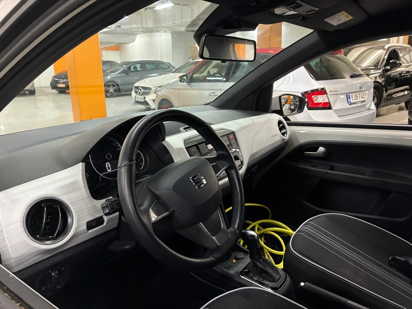 Car Image - 6Q4ENuLDFB6LKeiP0pN0nL