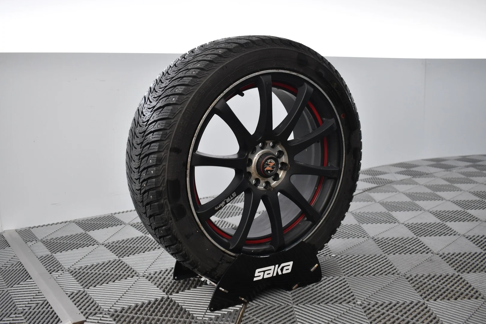 Car Image - Q1Jq1CgJvllS8f19PlcHT