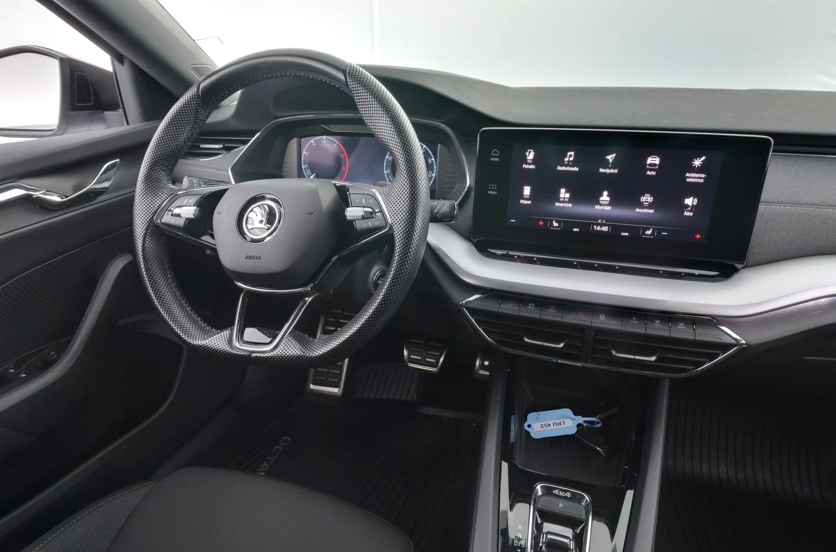 Car Image - 3PAgnheS8G4rMjXntAlgCk